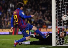 Messi Hace Cuatro Goles Al Valencia