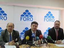 Enrique Álvarez Sostres, José Manuel Rivero E Isidro Martínez Oblanca