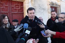 Gómez reclama a Aguirre que mejore los servicios básicos en la Cuenca del Henares