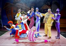 Los Personajes De La Famosa Serie De Televisión Lazy Town