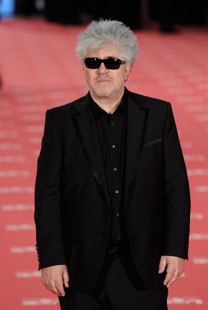 ¿Por qué Pedro Almodóvar no se quita las gafas de sol?