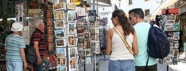 Foto: España recibió un 4,6% más de turistas extranjeros en enero, hasta 2,7 millones (EUROPA PRESS)