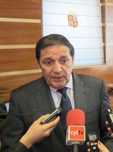 El Consejero De Sanidad, Antonio María Sáez Aguado