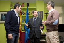 Reunión De Serna Con El Alcalde De Valdeprado Del Río