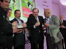 Herrera Y Representantes De Distintas OPA Durante La Presentación.