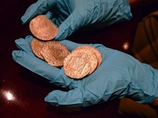 Monedas Del Tesoro Del Pecio 'Nuestra Señora De Las Mercedes'