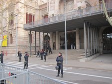 Audiencia De Barcelona Mientras Declaran Diputados Por El Bloqueo Al Parlament