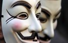 Dos miembros de Anonymous ingresan en prisión
