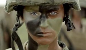 Katy Perry declara la guerra en su nuevo vídeo