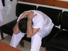 La OMC alerta de la falta de medidas eficaces para controlar el ‘mobbing’ en el ámbito sanitario