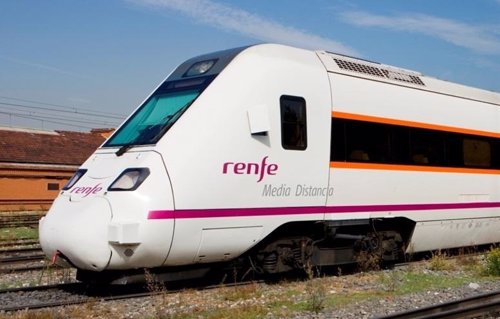 Renfe reforzará con 5.500 plazas los trenes de Galicia