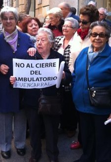 Madrid.- Afectados por el cierre del centro de especialidades de Fuencarral desconocen el informe técnico del edificio