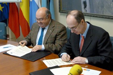 Foto: UC y Parlamento firman un convenio que "fortalece" el proyecto Cantabria Campus Internacional, que "seguirá adelante" (UC )