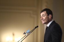 Gomez impulsará una ILP contra el copago a jubilados y pide al PSOE respuestas más contundentes contra el PP