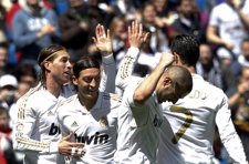 Ramos, Ozil, Benzema Y Cristiano Ronaldo En El Real Madrid - Sevilla