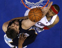 Chris Paul lleva a Clippers al triunfo en la prórroga y deja 'tocado' a los Grizzlies