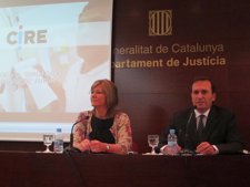 La Consellera De Justicia P.Bozal Y El Director Del Cire, J.M.Faura