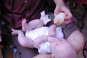 Detectan restos de medicamentos veterinarios en comida para bebés