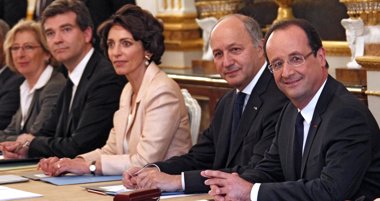 Foto: Hollande y sus ministros se bajan el sueldo un 30 por ciento (REUTERS)