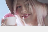 La primera campaña de Charlotte Free como imagen de Maybelline