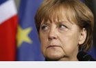 Foto: Atenas dice que Merkel ha sugerido un referéndum sobre el euro y Berlín lo niega