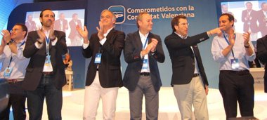 Foto: Feijóo: la prima de riesgo lleva al PP "a seguir con las reformas" (EUROPA PRESS)