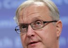 Foto: Rehn defiende una "hoja de ruta a medio y largo plazo" para crear eurobonos