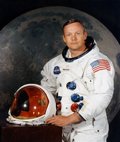 ARMSTRONG: HABIA UN 50% DE RIESGO DE NO TOCAR LA LUNA CON EL APOLO XI