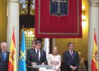 Foto: Javier Fernández promete su cargo de presidente de Asturias