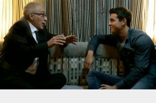Javier Sarda y Mario Casas, 'bomberos por un día' en 'Usted perdone'