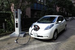 Foto: El Hierro quiere sustituir 6.400 vehículos convencionales por eléctricos (NISSAN)