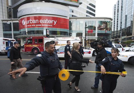 Un Muerto Y Siete Heridos En Toronto