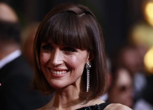 Rose Byrne 