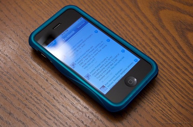 Facebook actualiza su kit de desarrollo para iOS
