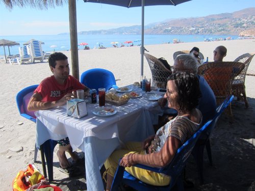El 67% de los gallegos necesita más de una semana para desconectar en vacaciones