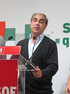 PSOE ve una barbaridad que se exija a los inmigrantes pagar por la Sanidad