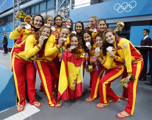 La selección española de waterpolo femenino Foto: REUTERS