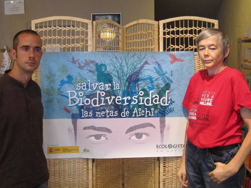 Alejandro Gonzélz y Theo Oberhuber han presentado la 'Guía de la Biodiversidad'