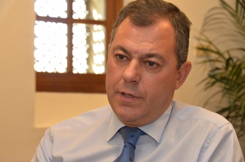 El secretario general del PP-A, José Luis Sanz, durante la entrevista
