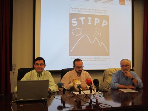 Amadeo Uriel (AEMET), Sergio Mayo (ITA) y Bernard Comet (MEDES).