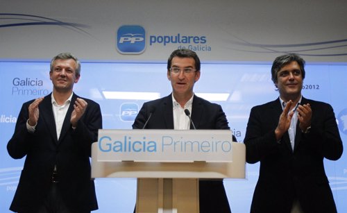 Feijóo refuerza a Rajoy al ampliar con tres escaños su mayoría absoluta en Galicia