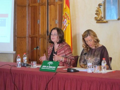 Moreno y Ferrer presentan los presupuestos andaluces 2013 en Almería