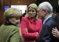 Merkel y Van Rompuy en la cumbre europea sobre el presupuesto