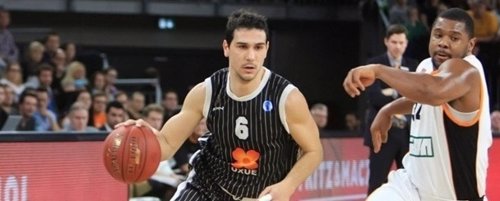 Nikos Zisis, ante el Ratiopharm Ulm