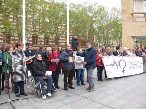Concentración contra la violencia de género