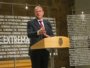 
                              Foto: Monago y Echávarri asisten en Cantabria a la reunión de apoyo al empleo en el sector del tabaco