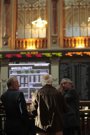 
                              Foto: Economía/Bolsa.- El Ibex salva la sesión (+0,47%) sin tocar los 8.600 puntos y acumula un avance semanal del 0,4%