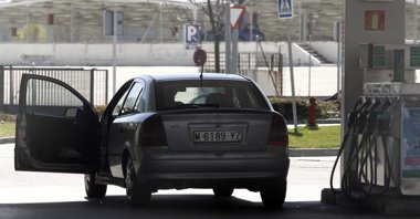 Foto: Los operadores niegan subidas de márgenes de carburantes en 2013 (EUROPA PRESS)