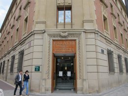 Foto: Piden cuatro años de cárcel para el acusado de trapichear con drogas en un puesto de venta de castañas de Logroño (EUROPA PRESS)