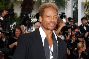 Gary Dourdan, Warrick Brown en CSI: Las Vegas, hace pasar un mal rato a Zoé Félix